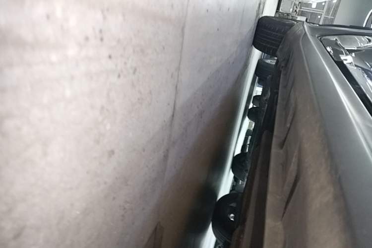 Used Suzuki Swift 2013 1.5L Automatic 20th Anniversary Limited Edition Right Side Sill