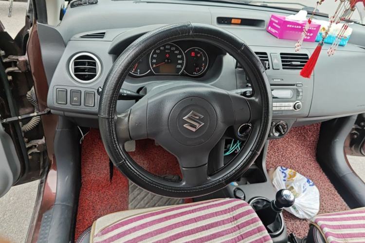 Used Suzuki Swift 2013 1.5L Manual Standard Edition Steering Wheel