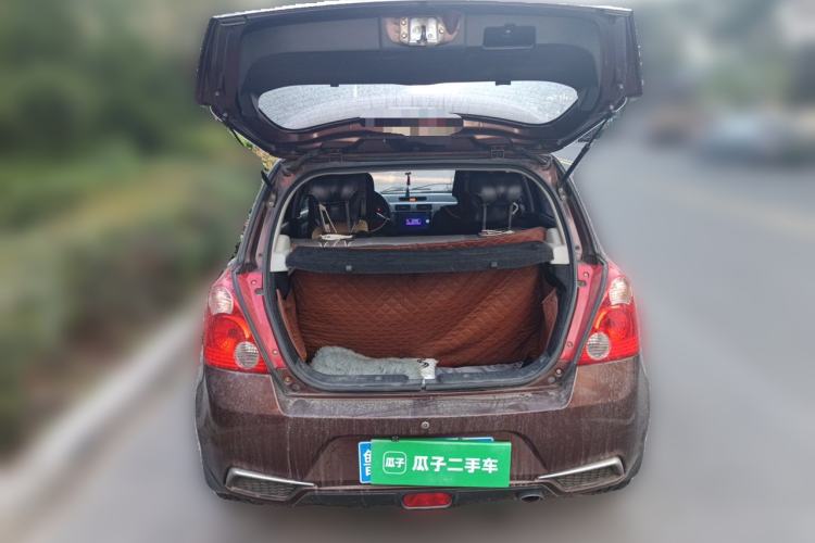 Used Suzuki Swift 2013 1.5L Manual Standard Edition Trunk