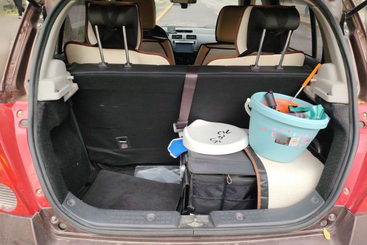 Used Suzuki Swift 2013 1.5L Automatic Standard Edition Trunk
