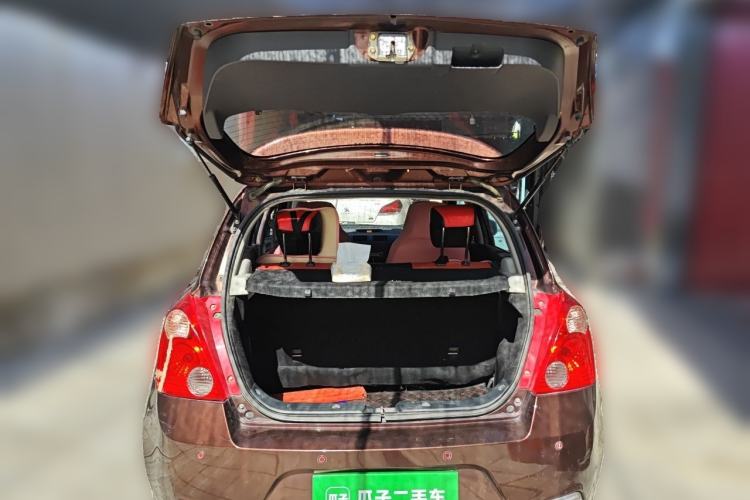 Used Suzuki Swift 2013 1.5L Manual Standard Edition Trunk