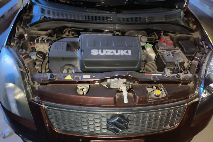 Used Suzuki Swift 2013 1.5L Manual Standard Edition Engine Bay