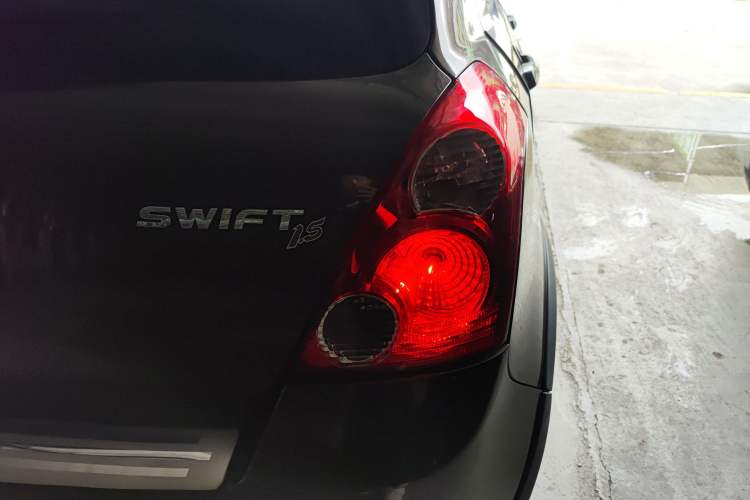 Used Suzuki Swift 2013 1.5L Automatic 20th Anniversary Limited Edition Exterior 6