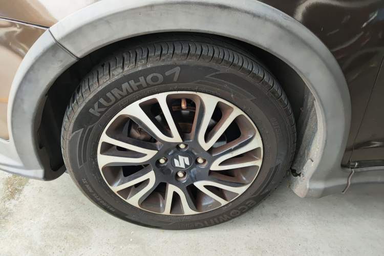 Used Suzuki Swift 2013 1.5L Automatic 20th Anniversary Limited Edition Exterior 7