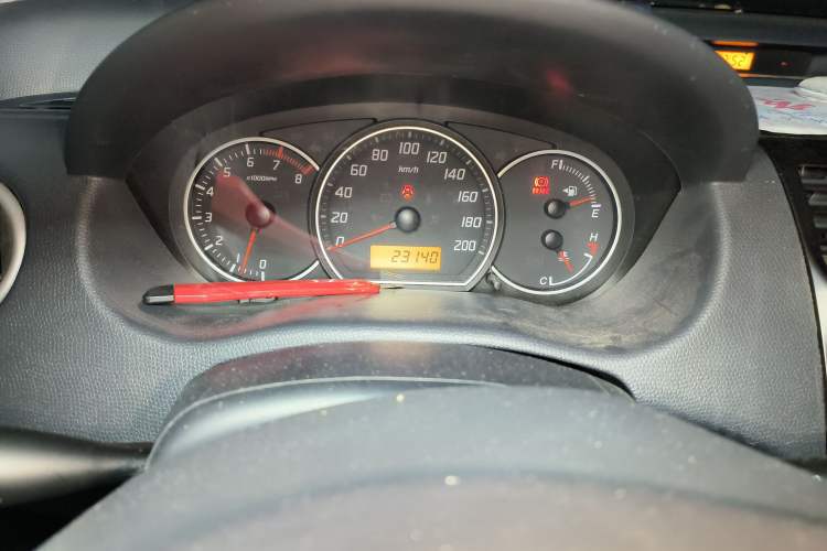 Used Suzuki Swift 2013 1.5L Manual Standard Edition Odometer Close Up