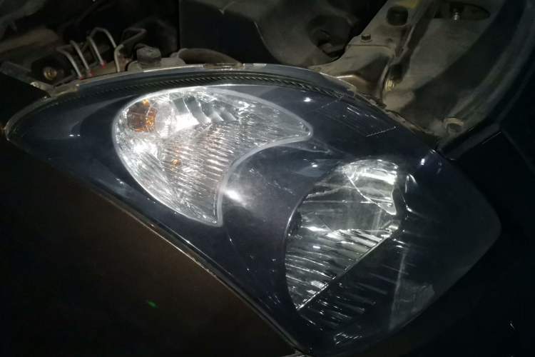 Used Suzuki Swift 2013 1.5L Manual 20th Anniversary Limited Edition Right Front Headlight