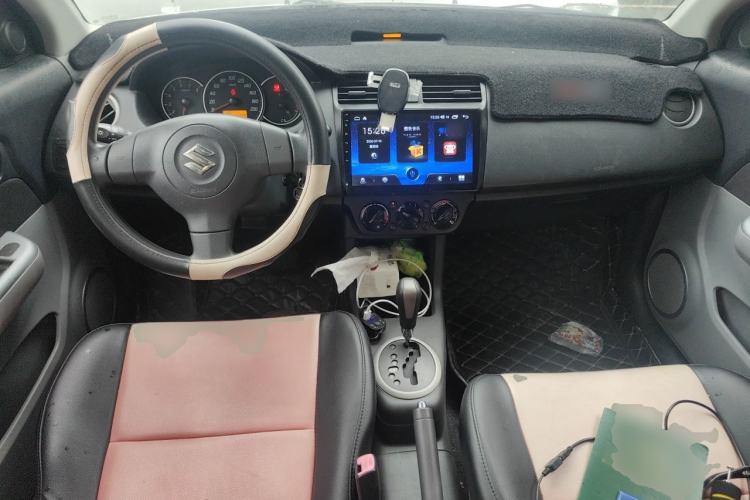 Used Suzuki Swift 2013 1.5L Automatic Standard Edition Center Console