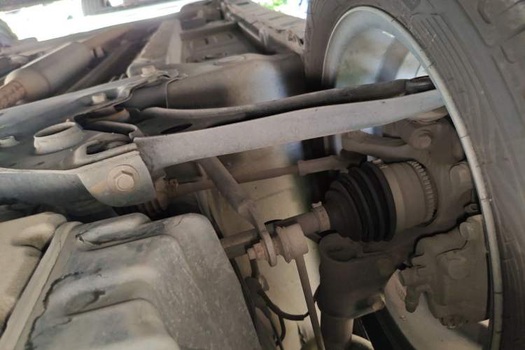 Used Suzuki Swift 2013 1.5L Manual Standard Edition Chassis Front Right