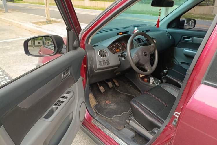 Used Suzuki Swift 2013 1.5L Manual 20th Anniversary Limited Edition Driver Seat