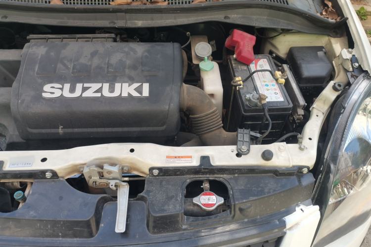 Used Suzuki Swift 2013 1.5L Automatic Standard Edition Engine Bay Left