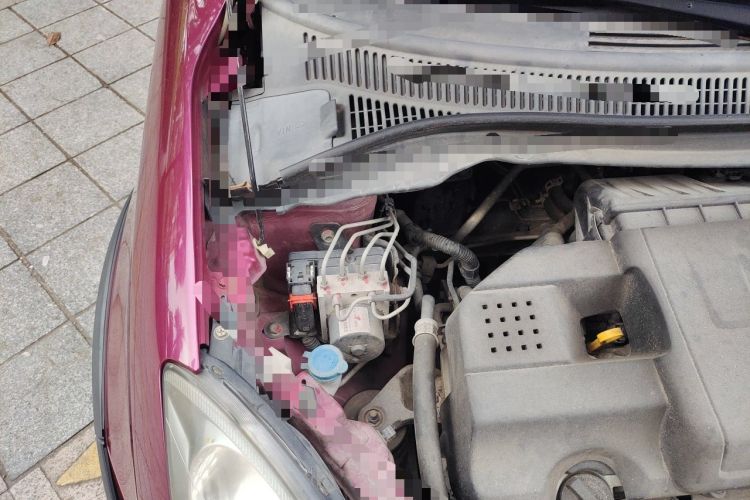 Used Suzuki Swift 2013 1.5L Automatic 20th Anniversary Limited Edition Engine Bay Right