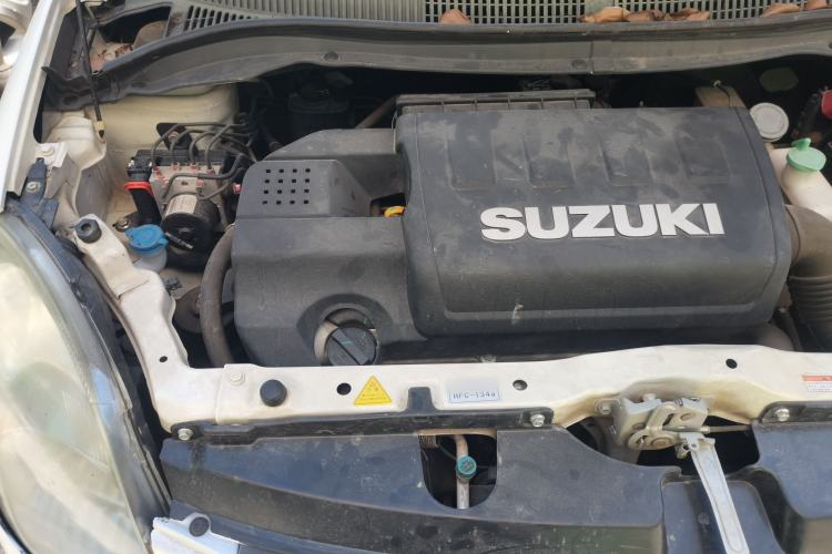 Used Suzuki Swift 2013 1.5L Automatic Standard Edition Engine Bay Right