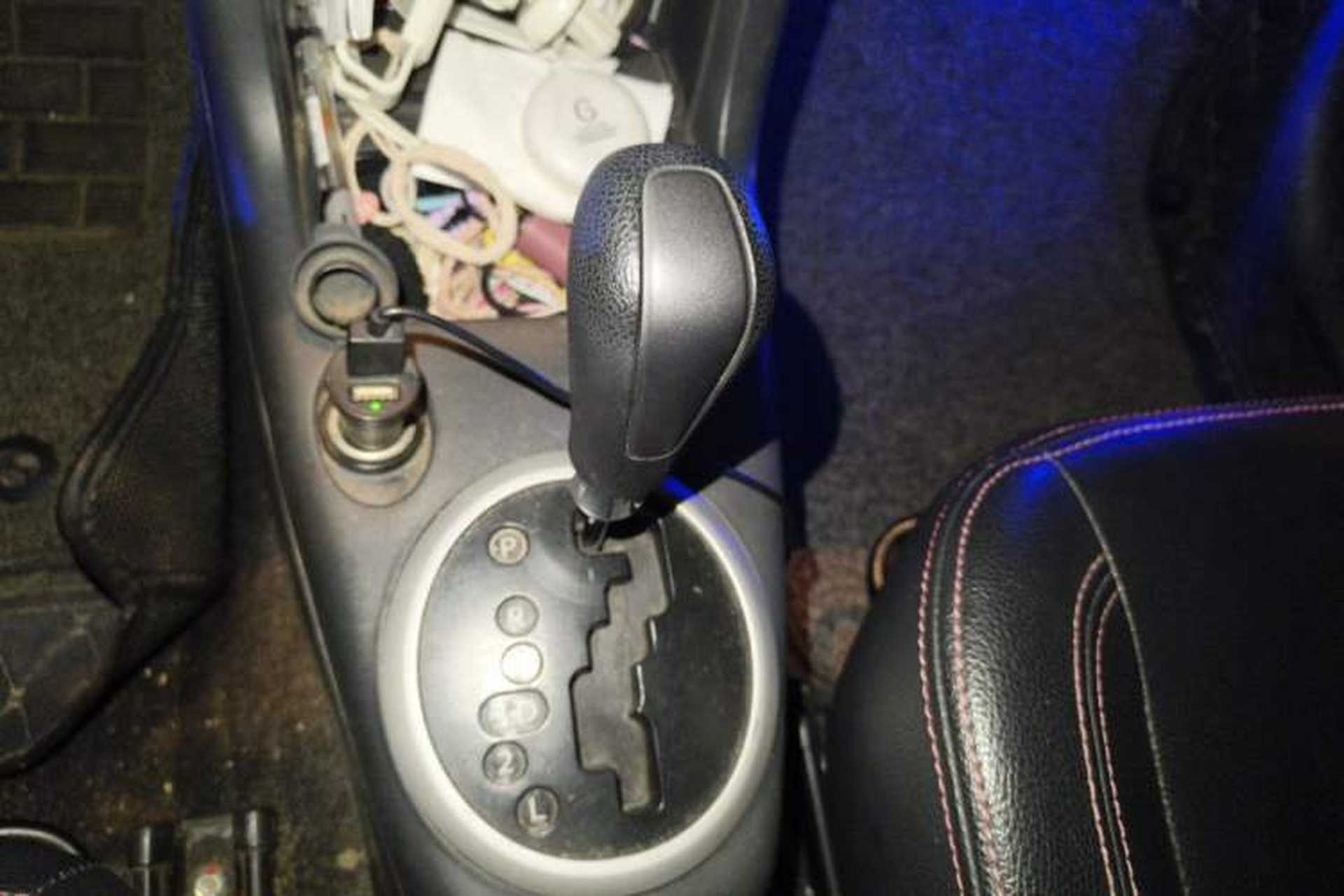 Used Suzuki Swift 2013 1.5L Automatic 20th Anniversary Limited Edition Gear Lever
