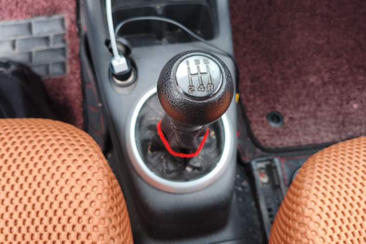 Used Suzuki Swift 2013 1.5L Manual 20th Anniversary Limited Edition Gear Lever
