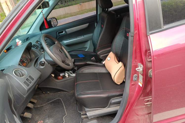 Used Suzuki Swift 2013 1.5L Manual 20th Anniversary Limited Edition Left Front Seat