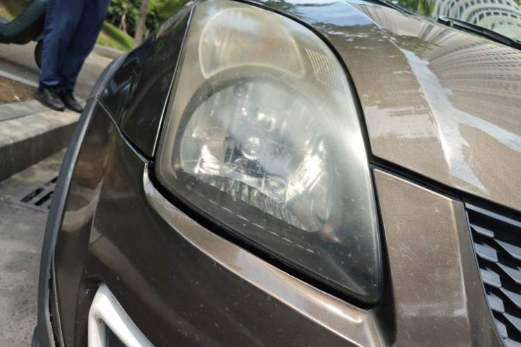 Used Suzuki Swift 2013 1.5L Manual Standard Edition Right Front Headlight