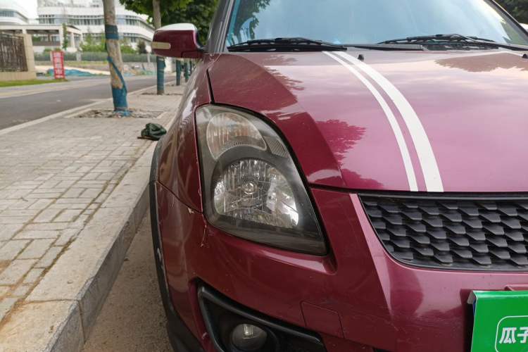 Used Suzuki Swift 2013 1.5L Manual 20th Anniversary Limited Edition Right Front Headlight