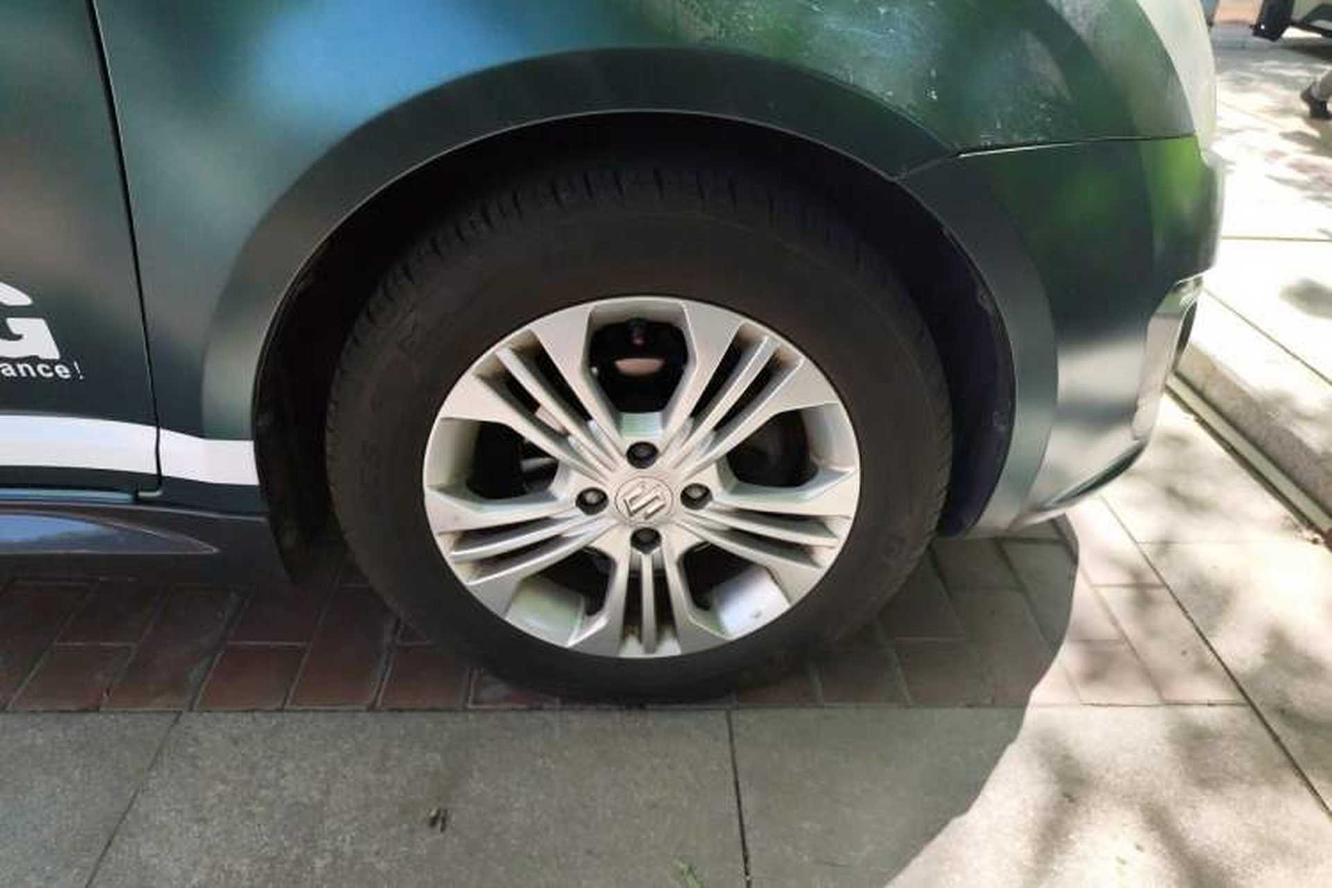 Used Suzuki Swift 2013 1.5L Manual Standard Edition Right Front Wheel Hub