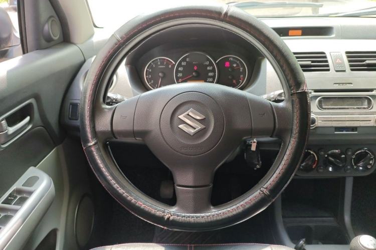 Used Suzuki Swift 2013 1.5L Manual Standard Edition Steering Wheel