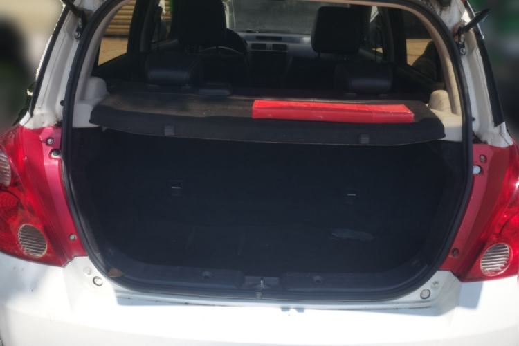 Used Suzuki Swift 2013 1.5L Automatic Standard Edition Trunk