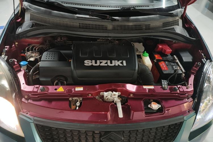 Used Suzuki Swift 2013 1.5L Automatic 20th Anniversary Limited Edition Engine Bay