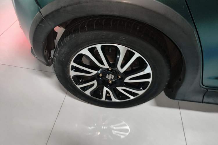 Used Suzuki Swift 2013 1.5L Automatic 20th Anniversary Limited Edition Right Rear Wheel Hub