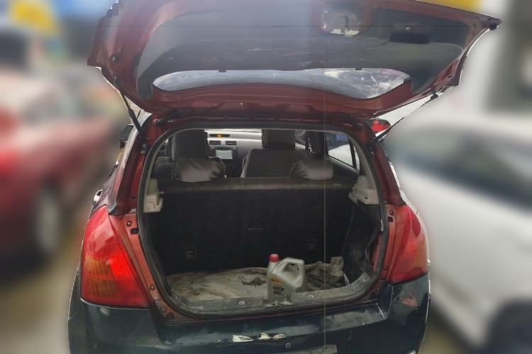 Used Suzuki Swift 2013 1.3L Manual Value Edition Trunk