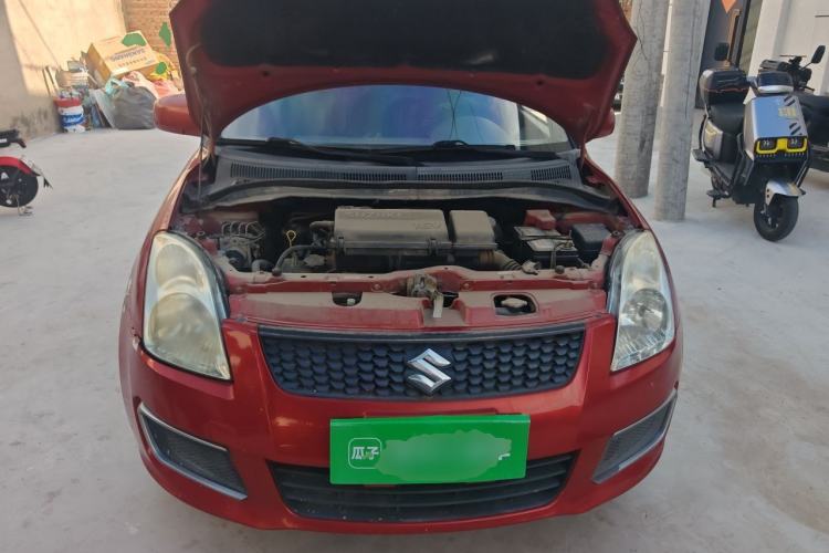 Used Suzuki Swift 2013 1.3L Manual Value Edition Engine Bay