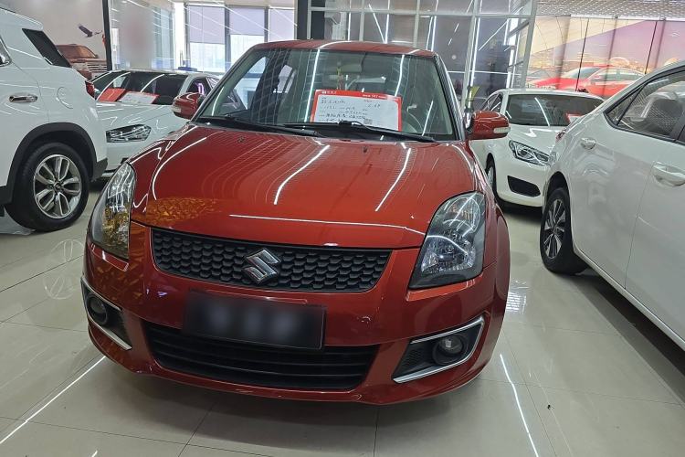 Used Suzuki Swift 2013 1.5L Automatic Standard Edition Exterior 5