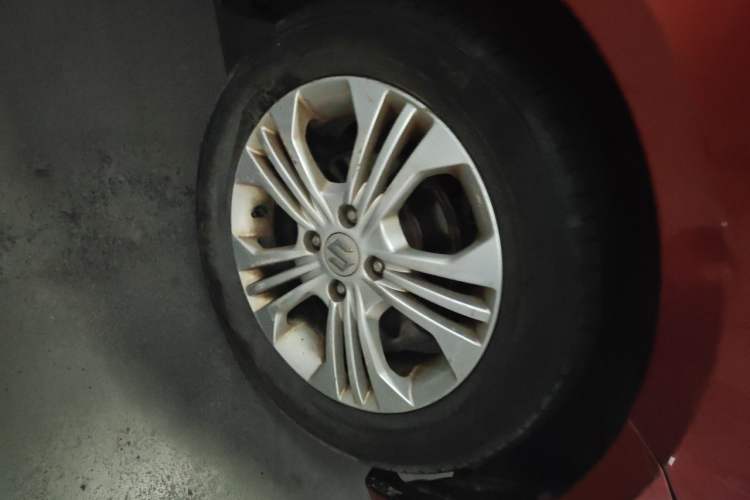 Used Suzuki Swift 2013 1.5L Manual Standard Edition Right Front Wheel Hub
