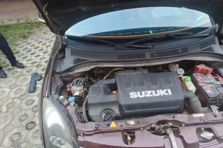 Used Suzuki Swift 2013 1.5L Automatic Sport Edition Engine Bay Right