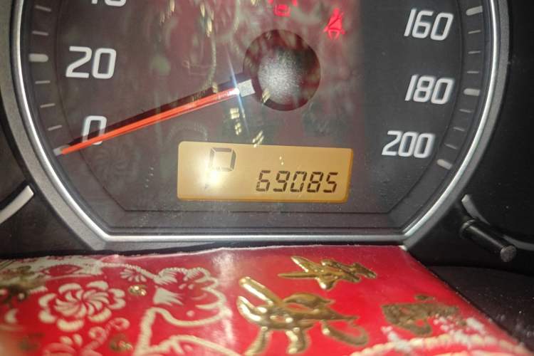 Used Suzuki Swift 2013 1.5L Automatic 20th Anniversary Limited Edition Odometer Close Up