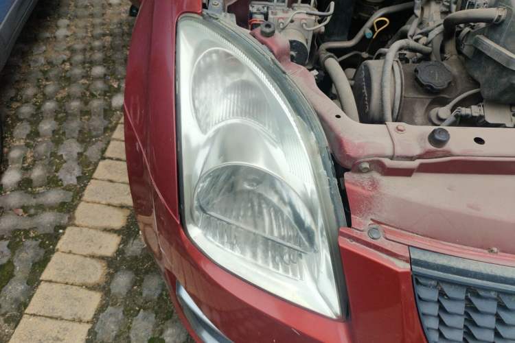 Used Suzuki Swift 2013 1.3L Manual Value Edition Right Front Headlight