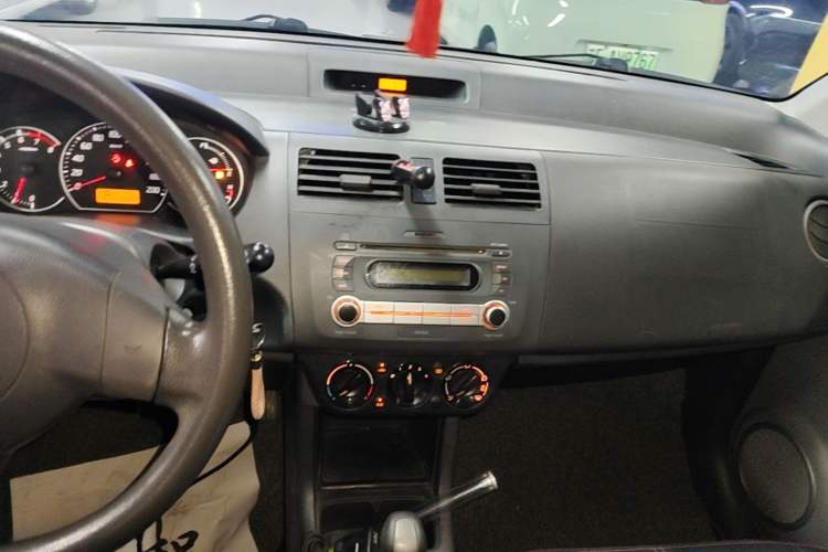 Used Suzuki Swift 2013 1.5L Automatic 20th Anniversary Limited Edition Audio And AC Panel