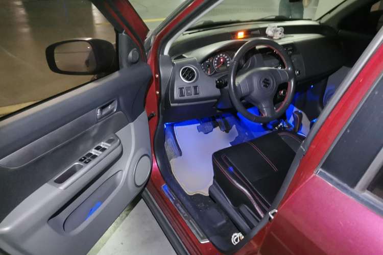 Used Suzuki Swift 2013 1.5L Automatic 20th Anniversary Limited Edition Driver Seat