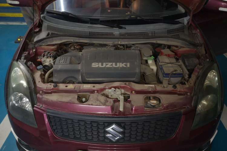 Used Suzuki Swift 2013 1.5L Automatic Standard Edition Engine Bay