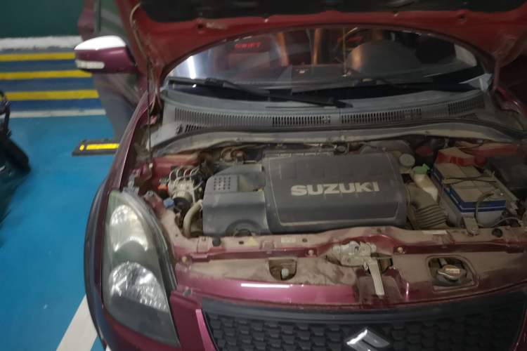Used Suzuki Swift 2013 1.5L Automatic Standard Edition Engine Bay Right
