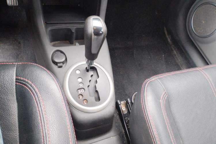 Used Suzuki Swift 2013 1.5L Automatic 20th Anniversary Limited Edition Gear Lever