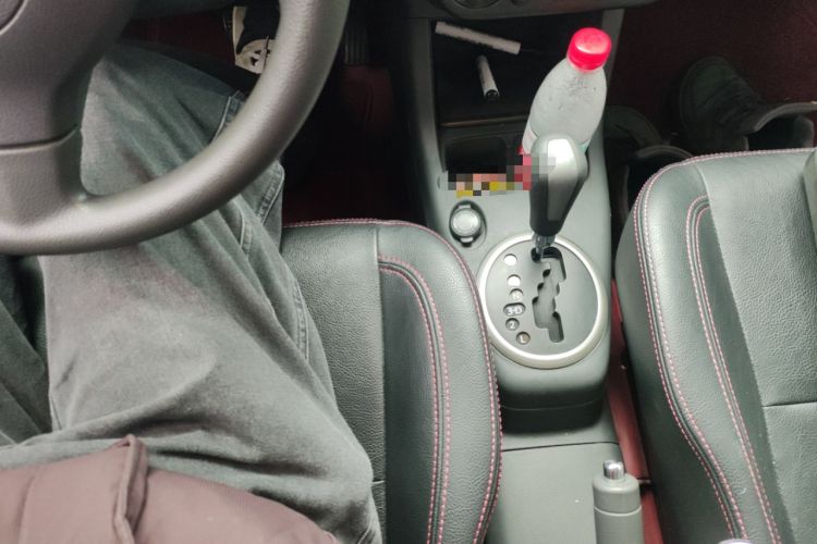 Used Suzuki Swift 2013 1.5L Automatic 20th Anniversary Limited Edition Gear Lever