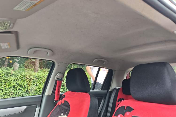 Used Suzuki Swift 2013 1.5L Automatic 20th Anniversary Limited Edition Interior 7