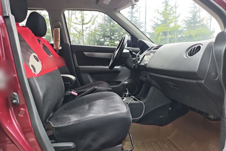 Used Suzuki Swift 2013 1.5L Automatic 20th Anniversary Limited Edition Interior 8