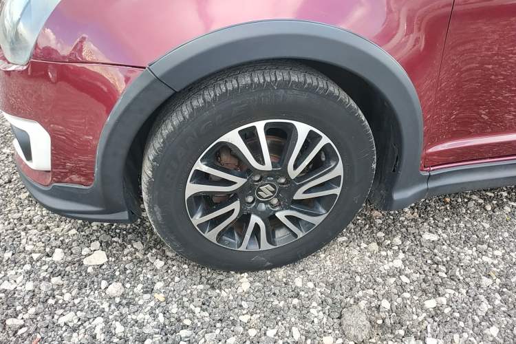 Used Suzuki Swift 2013 1.5L Manual 20th Anniversary Limited Edition Left Front Wheel Hub