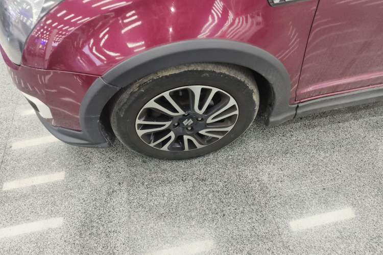 Used Suzuki Swift 2013 1.5L Automatic 20th Anniversary Limited Edition Left Front Wheel Hub