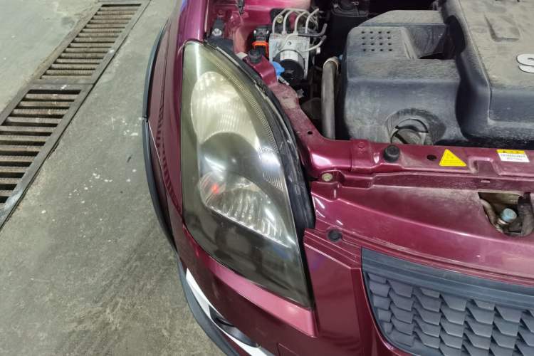 Used Suzuki Swift 2013 1.5L Manual 20th Anniversary Limited Edition Right Front Headlight