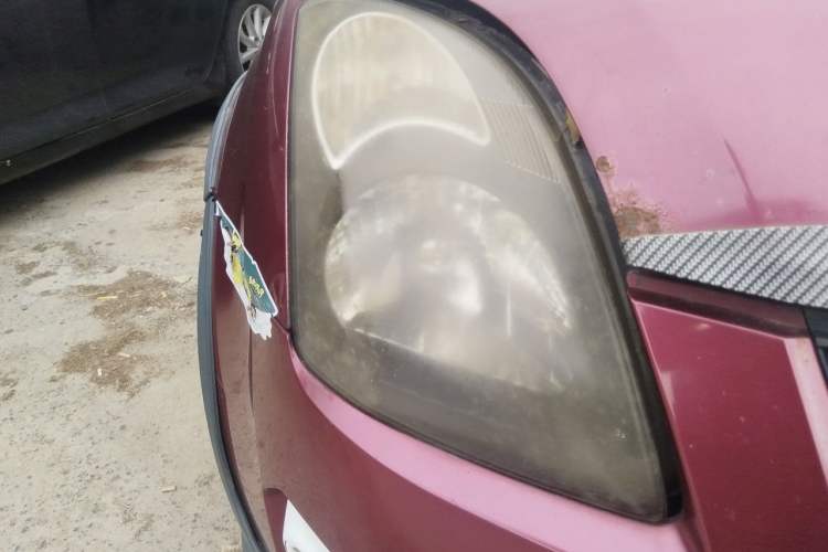 Used Suzuki Swift 2013 1.5L Manual 20th Anniversary Limited Edition Right Front Headlight