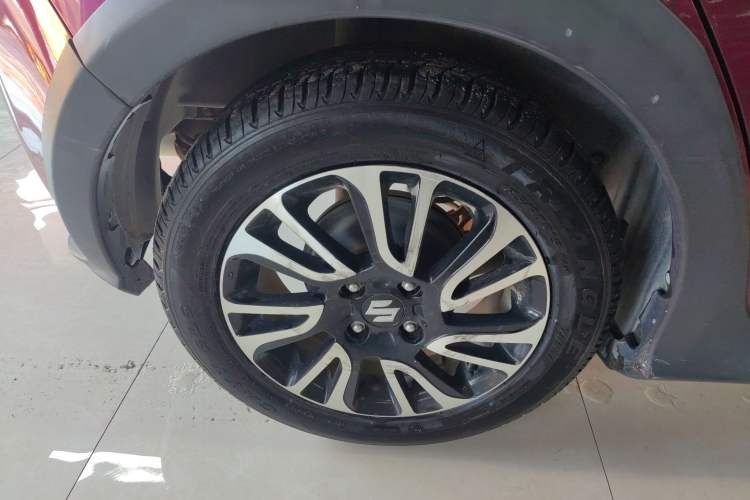 Used Suzuki Swift 2013 1.5L Manual 20th Anniversary Limited Edition Right Rear Wheel Hub