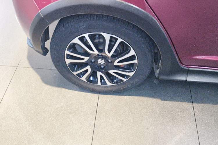 Used Suzuki Swift 2013 1.5L Automatic 20th Anniversary Limited Edition Right Rear Wheel Hub