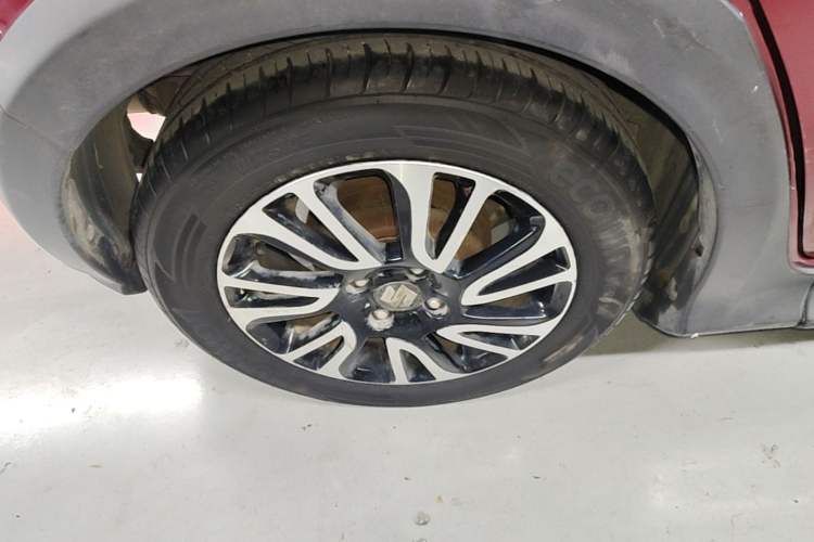Used Suzuki Swift 2013 1.5L Automatic 20th Anniversary Limited Edition Right Rear Wheel Hub