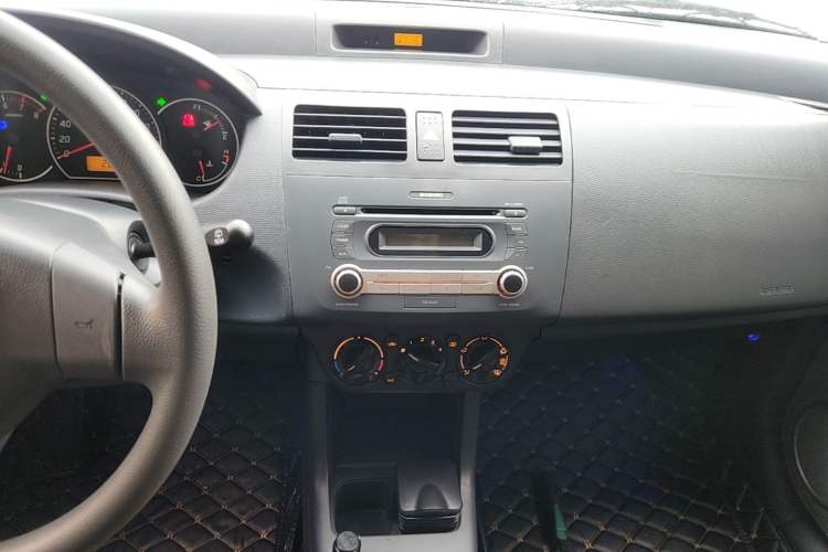 Used Suzuki Swift 2013 1.5L Manual 20th Anniversary Limited Edition Audio And AC Panel