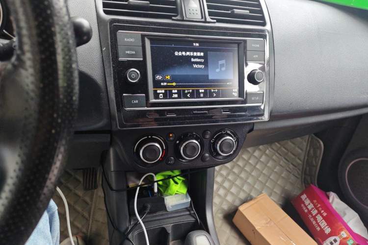 Used Suzuki Swift 2013 1.5L Automatic Standard Edition Audio And AC Panel